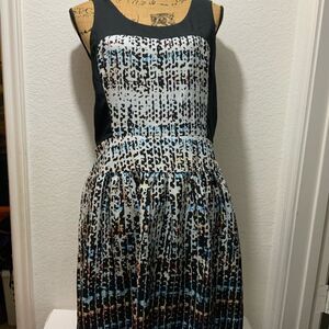 Guess Los Angeles Dress Large Black Straps Lined Multi Colored EUC Women's 12
